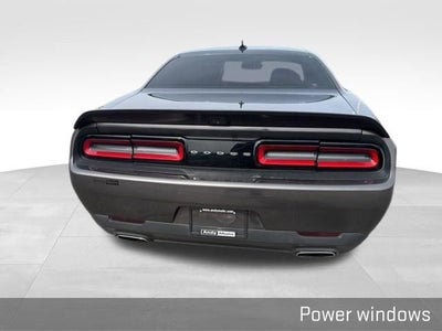 2017 Dodge Challenger SXT