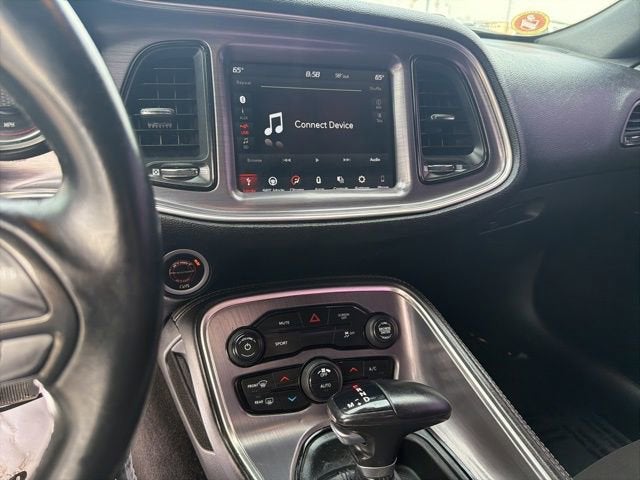 2017 Dodge Challenger SXT