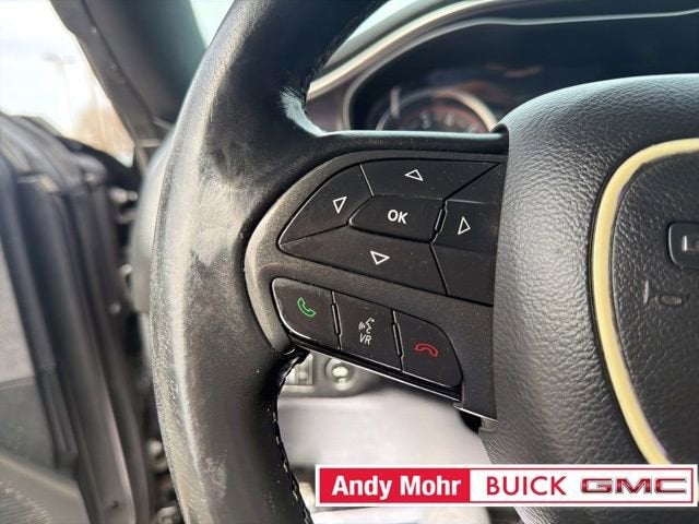 2017 Dodge Challenger SXT