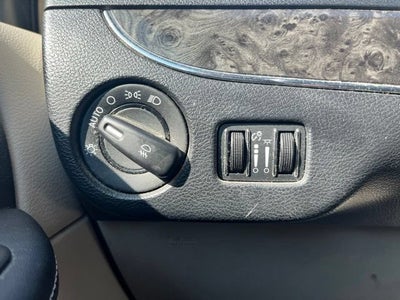 2012 Chrysler Town & Country Touring-L