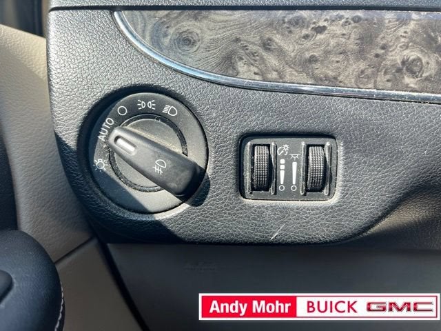 2012 Chrysler Town & Country Touring-L