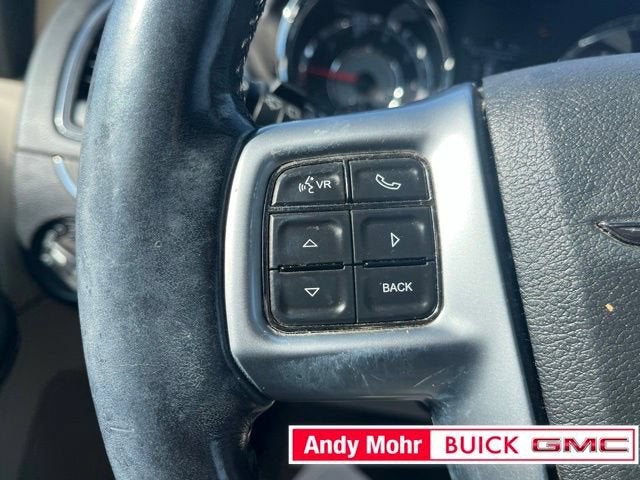 2012 Chrysler Town & Country Touring-L