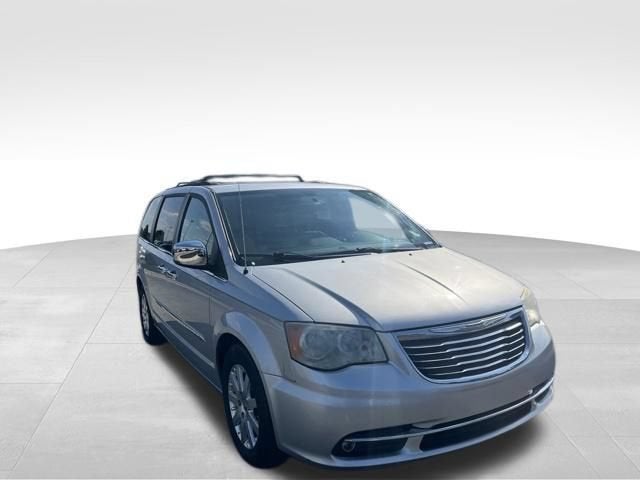 2012 Chrysler Town & Country Touring-L