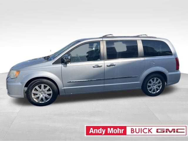 2012 Chrysler Town & Country Touring-L