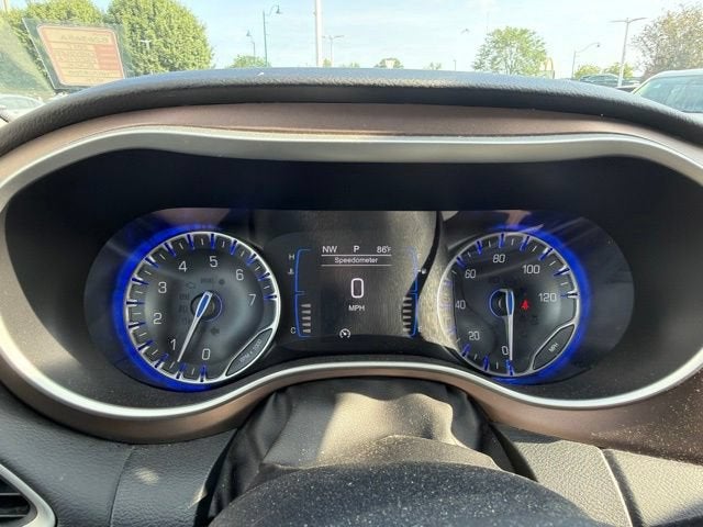 2017 Chrysler Pacifica Touring