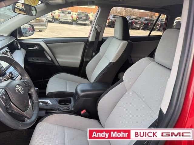 2017 Toyota RAV4 XLE