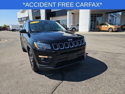 2019 Jeep Compass Latitude w/Sun/Wheel Pkg