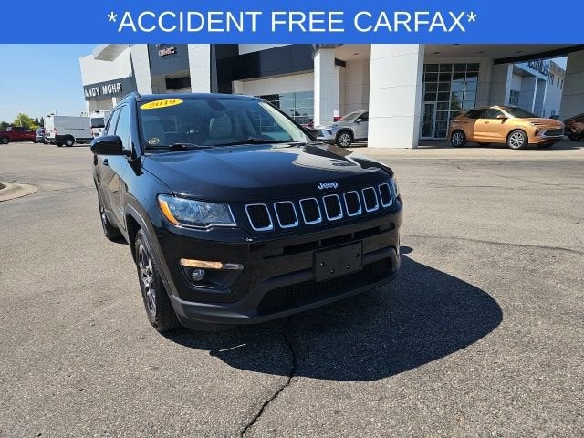 2019 Jeep Compass Latitude w/Sun/Wheel Pkg