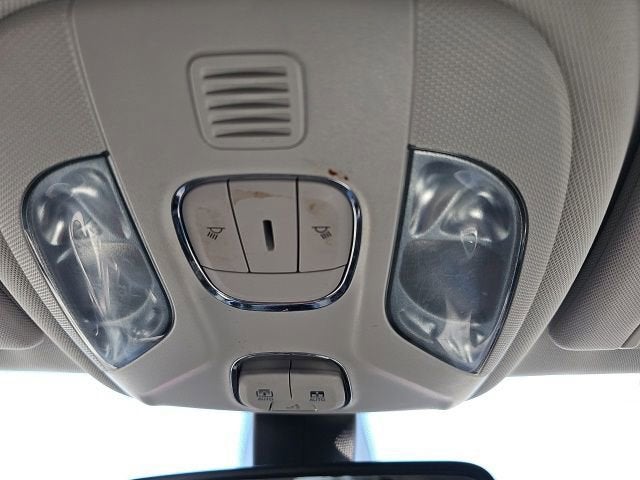 2019 Jeep Compass Latitude w/Sun/Wheel Pkg