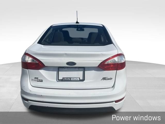 2015 Ford Fiesta SE