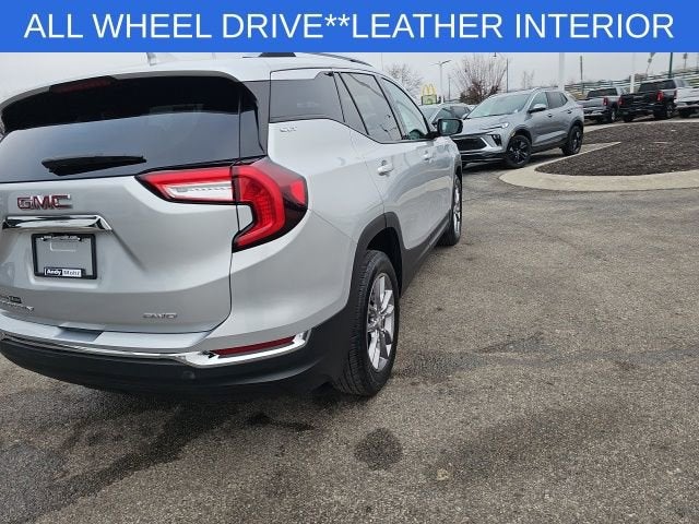 2022 GMC Terrain SLT