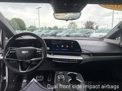 2025 Cadillac OPTIQ Luxury 2