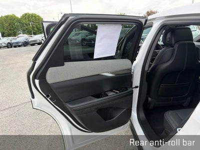 2025 Cadillac OPTIQ Luxury 2