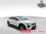 2025 Cadillac OPTIQ Luxury 2