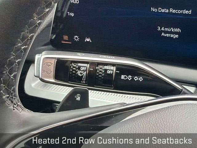 2025 Cadillac OPTIQ Luxury 2