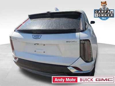 2025 Cadillac OPTIQ Luxury 2