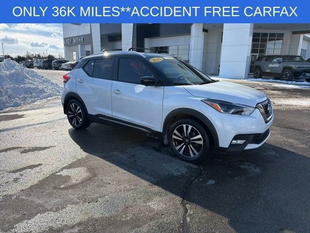 2019 Nissan Kicks SR
