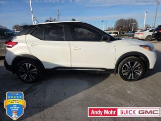 2019 Nissan Kicks SR