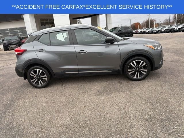 2019 Nissan Kicks SR