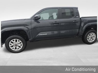 2024 Toyota Tacoma 4WD SR5