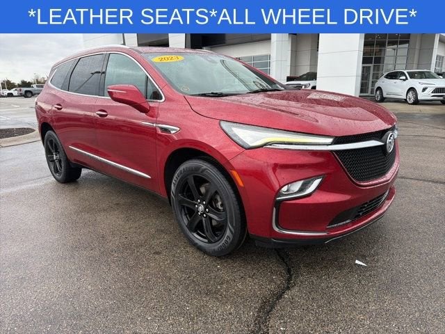2023 Buick Enclave Essence