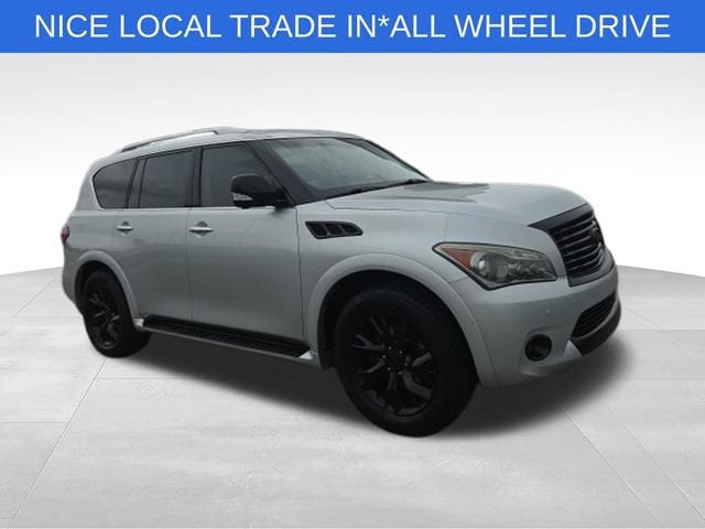 2011 INFINITI QX56 8-passenger