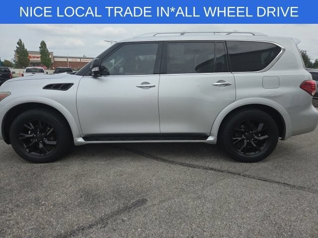 2011 INFINITI QX56 8-passenger