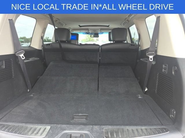 2011 INFINITI QX56 8-passenger