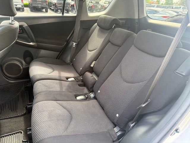 2007 Toyota RAV4 Sport