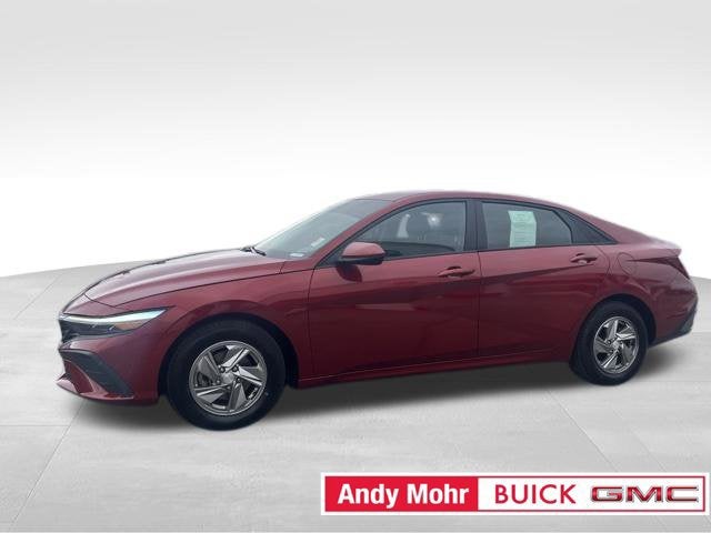 2024 Hyundai Elantra SE
