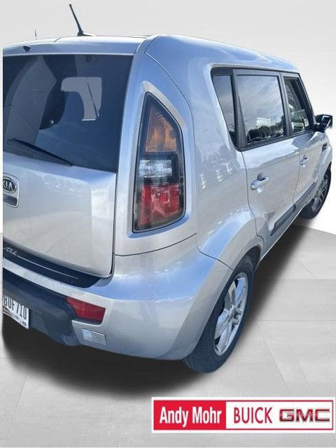 2011 Kia Soul +
