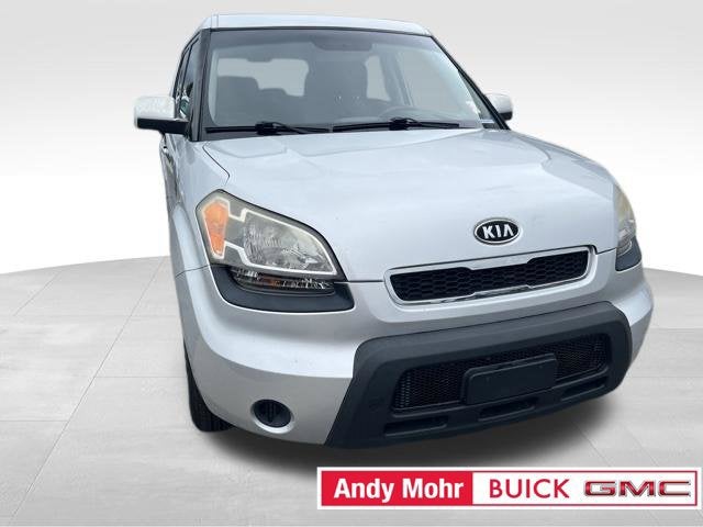 2011 Kia Soul +