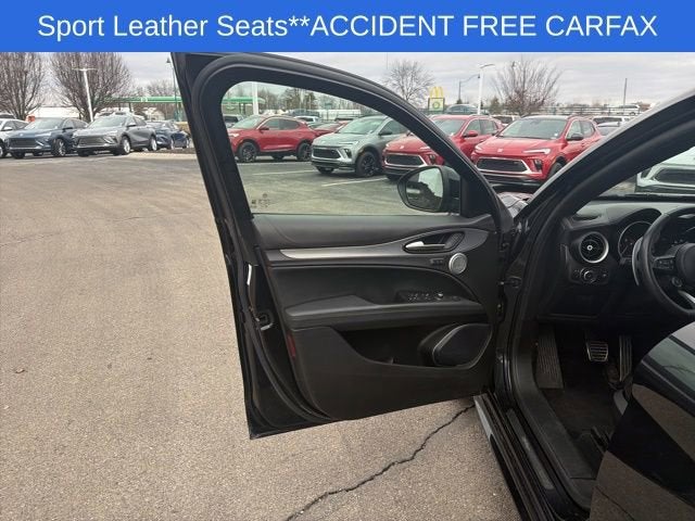 2022 Alfa Romeo Stelvio Veloce