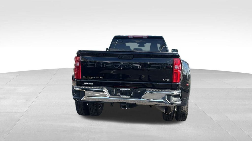 2025 Chevrolet Silverado 3500HD LTZ