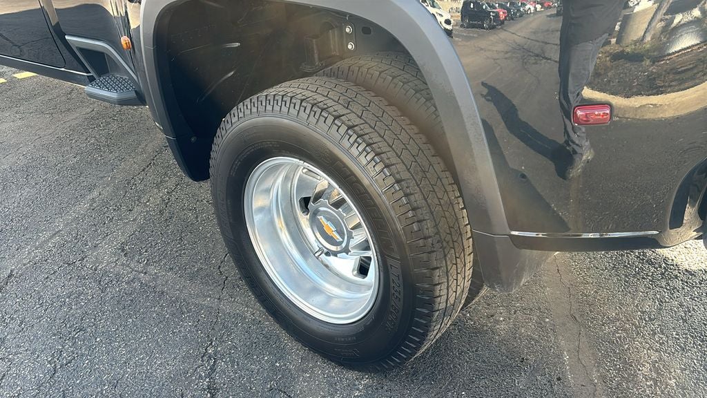 2025 Chevrolet Silverado 3500HD LTZ