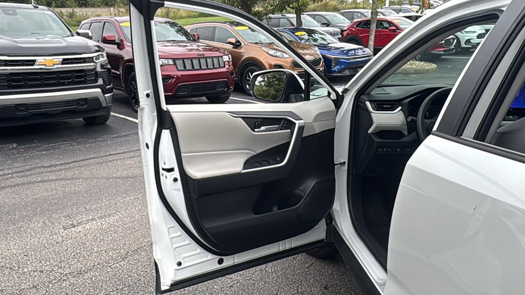 2024 Toyota RAV4 XLE Premium