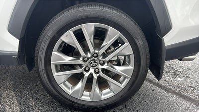 2024 Toyota RAV4 XLE Premium