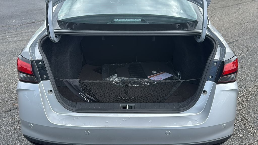 2025 Nissan Versa 1.6 SR