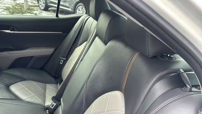 2018 Toyota Camry Hybrid XLE