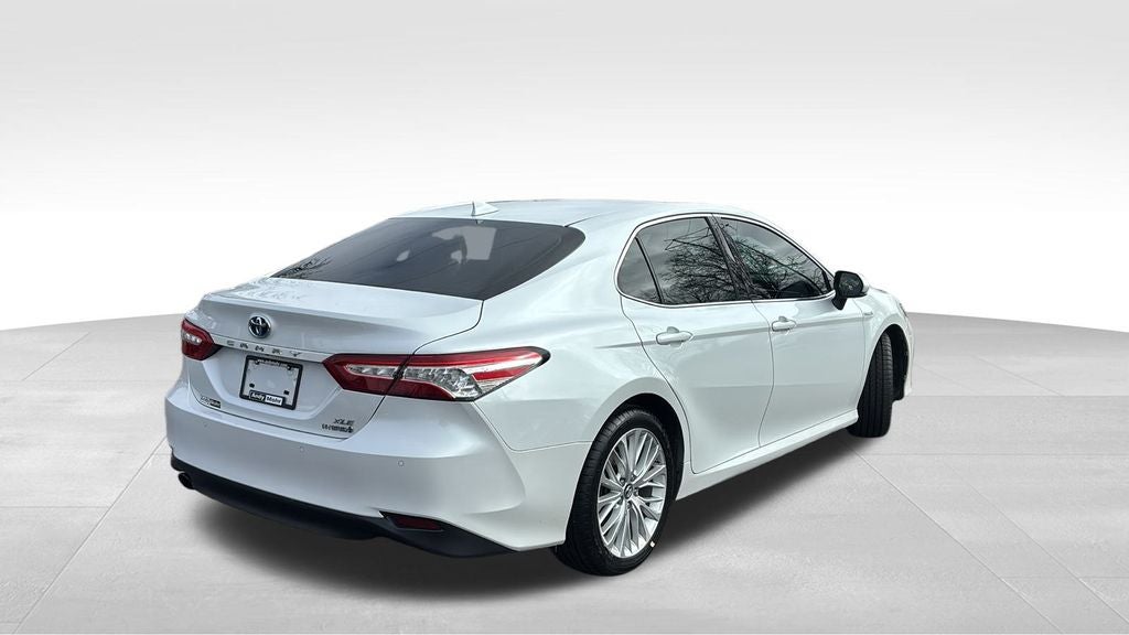 2018 Toyota Camry Hybrid XLE