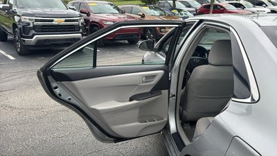 2016 Toyota Camry Hybrid LE