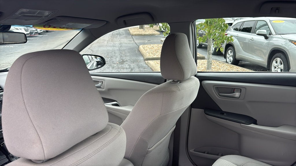 2016 Toyota Camry Hybrid LE