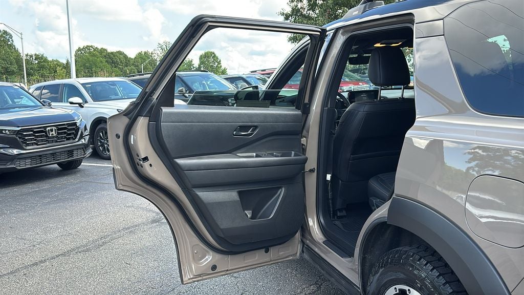 2024 Nissan Pathfinder Rock Creek