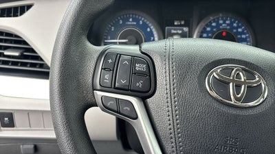 2020 Toyota Sienna LE 8 Passenger