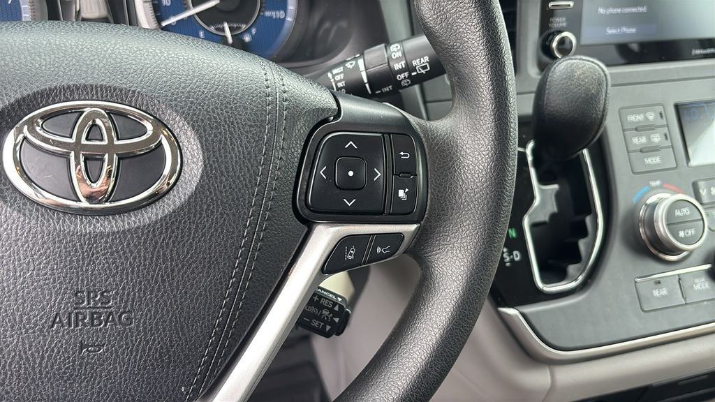 2020 Toyota Sienna LE 8 Passenger