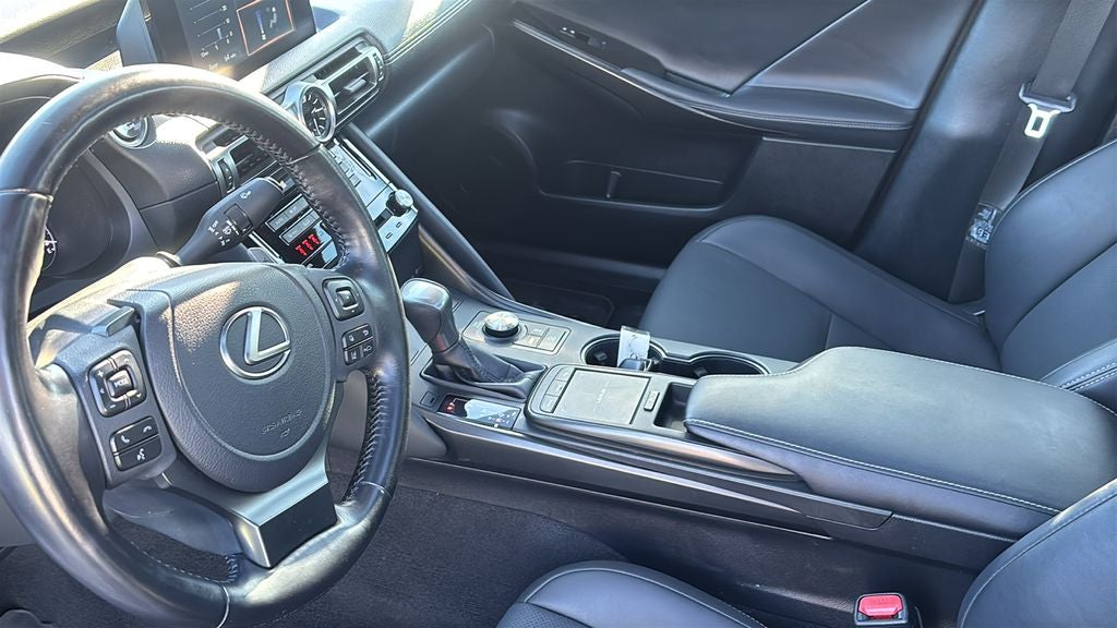 2021 Lexus IS 300