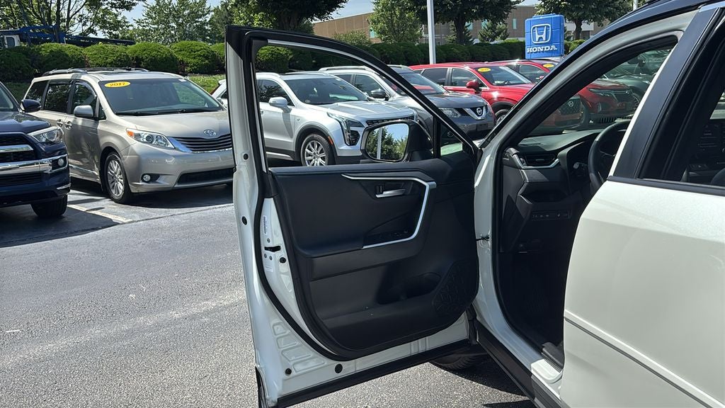 2022 Toyota RAV4 Hybrid XSE