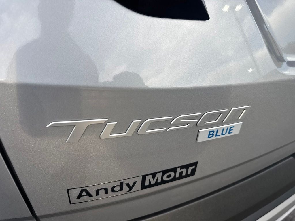 2026 Hyundai Tucson Hybrid Blue SE