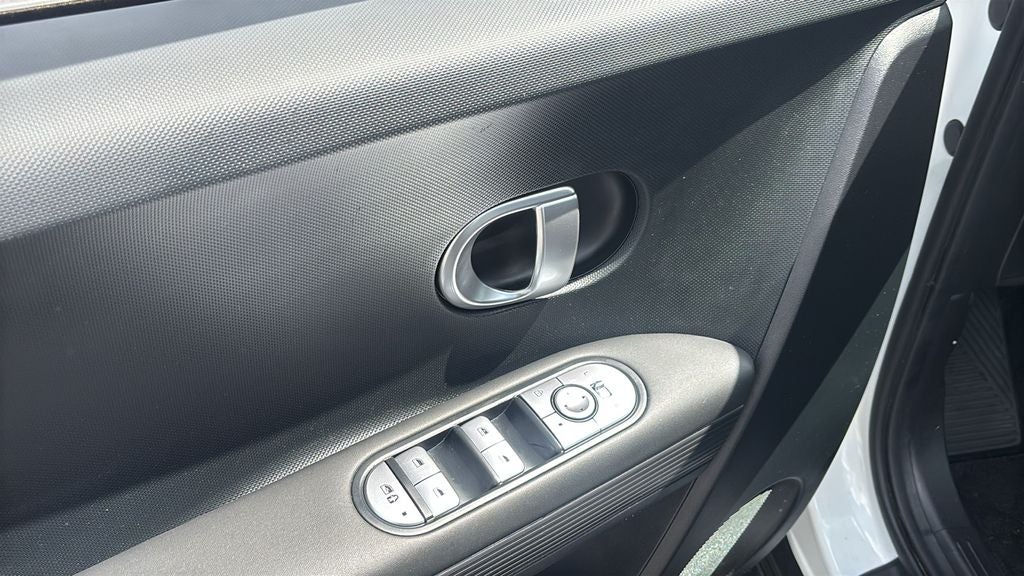 2024 Hyundai IONIQ 5 SE