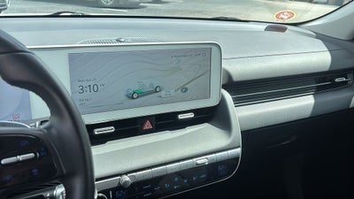 2024 Hyundai IONIQ 5 SE